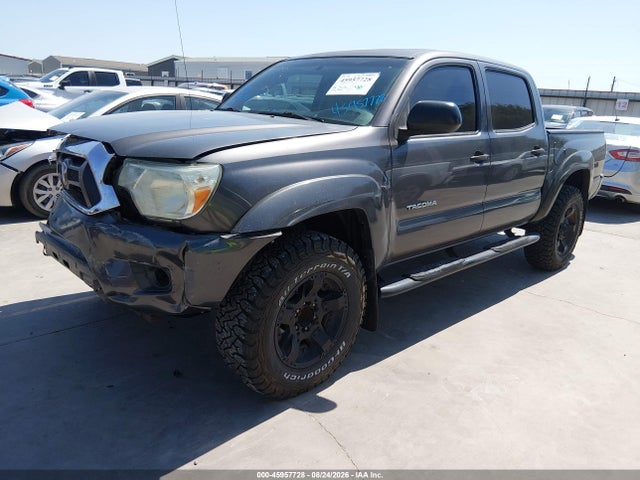 2015 Toyota Tacoma Prerunner V6 მანქანა იყიდება აუქციონზე, vin: 5TFJU4GNXFX070817, აუქციონის ნომერი: 45957728