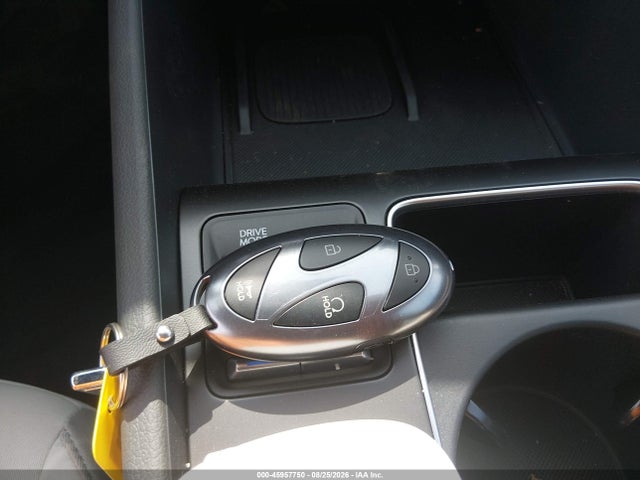 2026 Hyundai Sonata Sel Sport მანქანა იყიდება აუქციონზე, vin: KMHL64JA5TA590720, აუქციონის ნომერი: 45957750