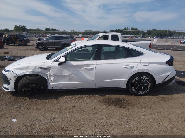 2026 Hyundai Sonata Sel Sport მანქანა იყიდება აუქციონზე, vin: KMHL64JA5TA590720, აუქციონის ნომერი: 45957750