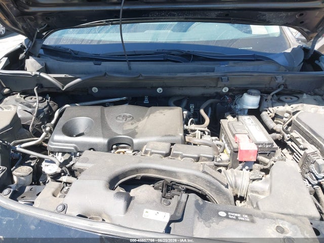 Toyota RAV4 LE 2019 2T3H1RFV8KW004688 Image 10