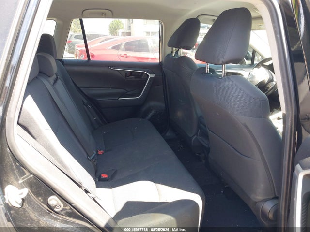 Toyota RAV4 LE 2019 2T3H1RFV8KW004688 Image 8