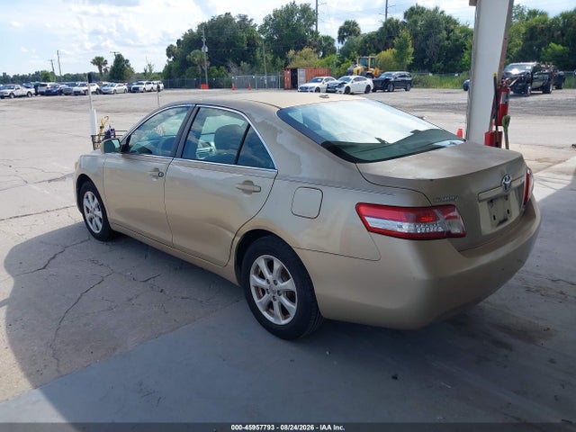 2011 Toyota Camry Le მანქანა იყიდება აუქციონზე, vin: 4T1BF3EK4BU636785, აუქციონის ნომერი: 45957793