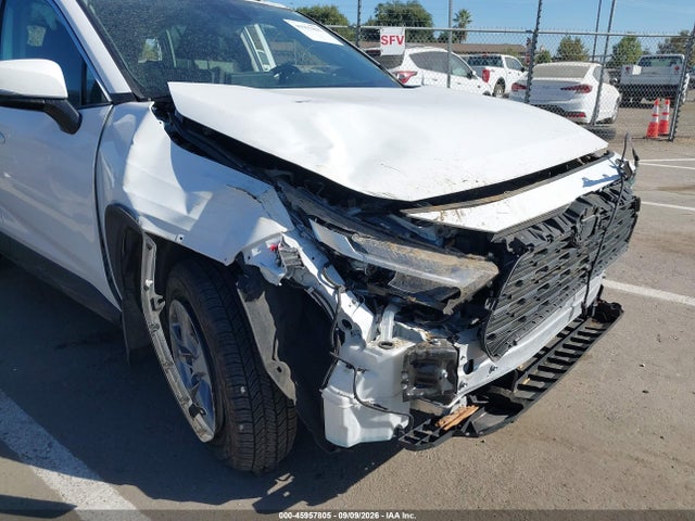 Продаж на аукціоні авто 2022 Toyota Rav4 Xle, vin: 2T3W1RFV3NC182053, номер лоту: 45957805