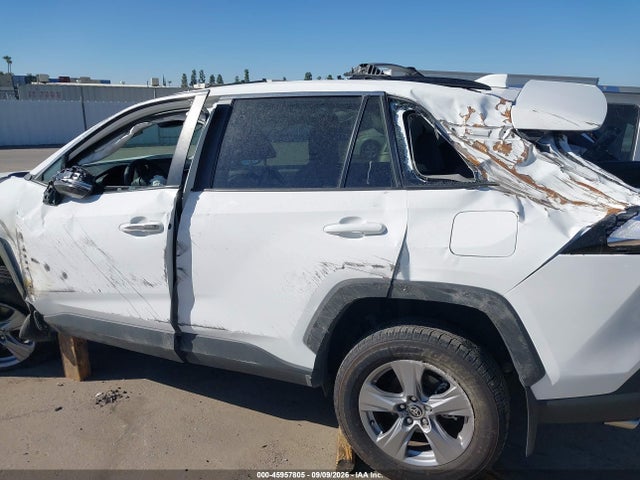 Продаж на аукціоні авто 2022 Toyota Rav4 Xle, vin: 2T3W1RFV3NC182053, номер лоту: 45957805