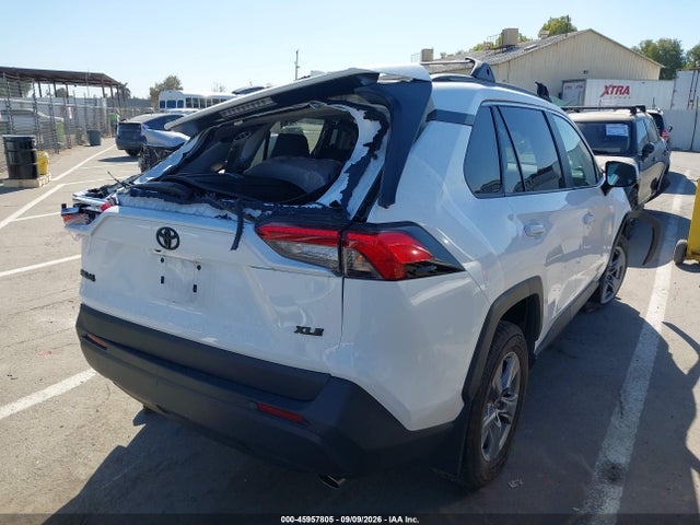 Продаж на аукціоні авто 2022 Toyota Rav4 Xle, vin: 2T3W1RFV3NC182053, номер лоту: 45957805