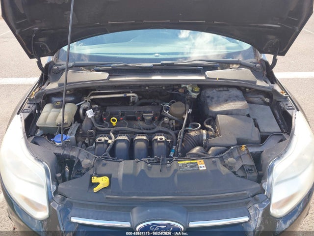 1FADP3K2XEL153574 Ford FOCUS SE