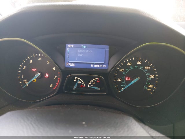 1FADP3K2XEL153574 Ford FOCUS SE