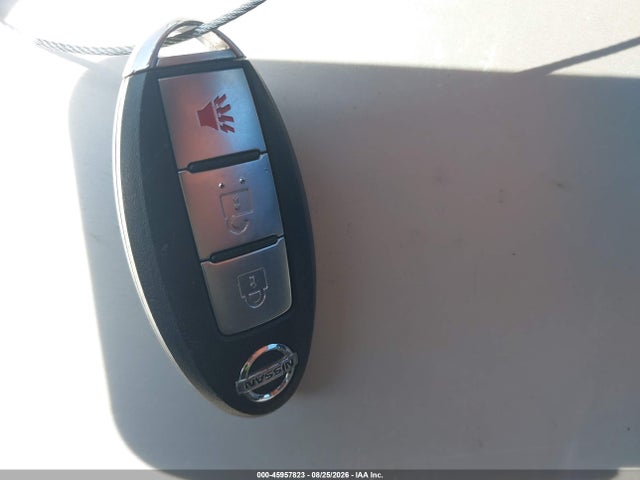 2010 Nissan Versa 1.8sl მანქანა იყიდება აუქციონზე, vin: 3N1BC1AP0AL468285, აუქციონის ნომერი: 45957823
