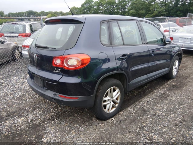 2011 Volkswagen Tiguan S მანქანა იყიდება აუქციონზე, vin: WVGBV7AXXBW539820, აუქციონის ნომერი: 45957830