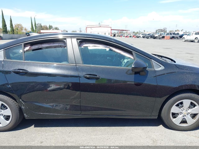 Продаж на аукціоні авто 2018 Chevrolet Cruze Ls Auto, vin: 1G1BC5SM1J7190180, номер лоту: 45957834
