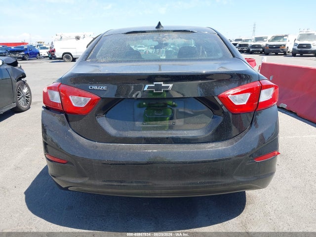 Продаж на аукціоні авто 2018 Chevrolet Cruze Ls Auto, vin: 1G1BC5SM1J7190180, номер лоту: 45957834
