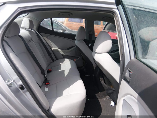 5XXGM4A78FG445082 KIA Optima Lx