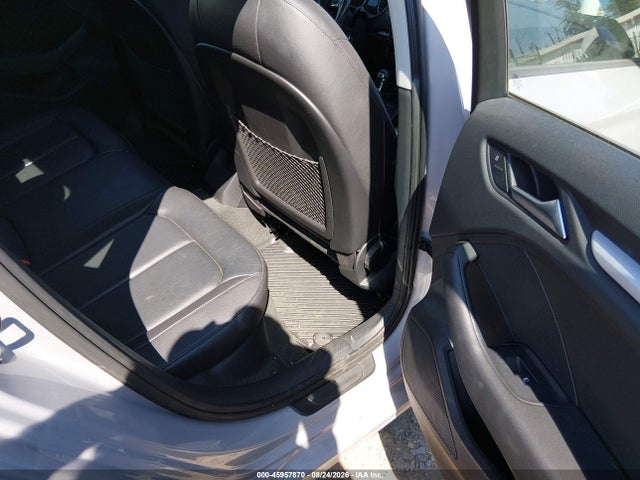 Audi A3 1.8t Premium 2015 WAUACGFF5F1010829 Image 8