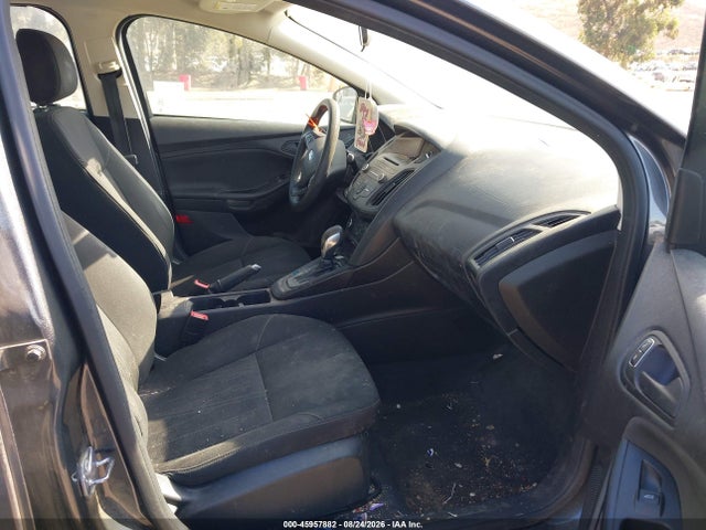 Ford FOCUS S 2017 1FADP3E29HL236042 Image 5