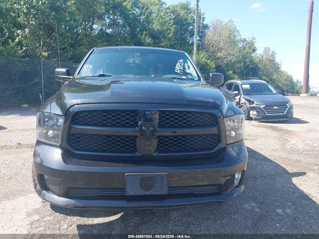 Aukcja sprzedaży 2017 Ram 1500 Express  4x4 5'7 Box, vin: 1C6RR7KTXHS690215, numer aukcji: 45957883