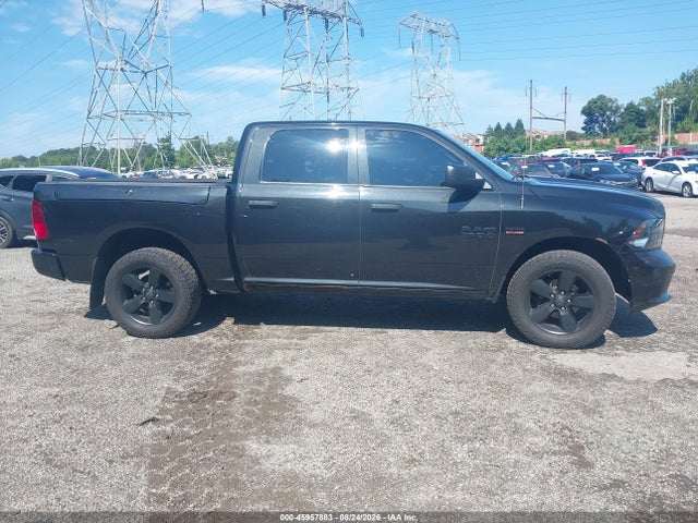 Aukcja sprzedaży 2017 Ram 1500 Express  4x4 5'7 Box, vin: 1C6RR7KTXHS690215, numer aukcji: 45957883