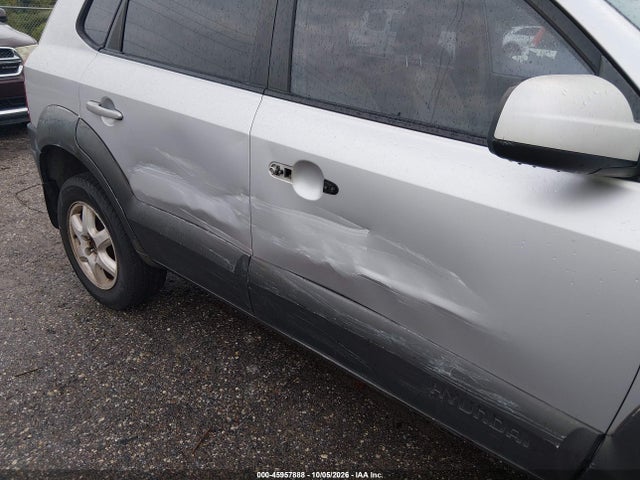 Aukcja sprzedaży 2005 Hyundai Tucson Gls/lx, vin: KM8JN12D85U196096, numer aukcji: 45957888
