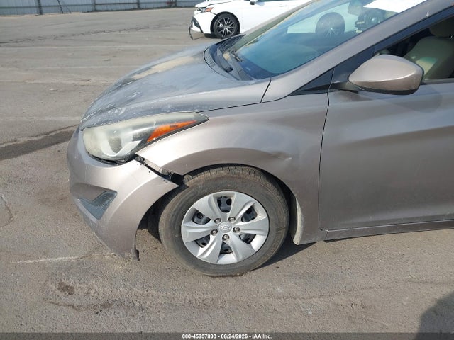 5NPDH4AE5GH709757 Hyundai ELANTRA SE