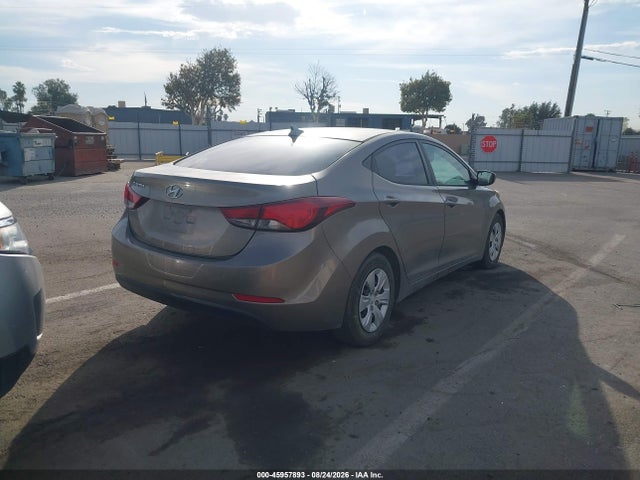 5NPDH4AE5GH709757 Hyundai ELANTRA SE