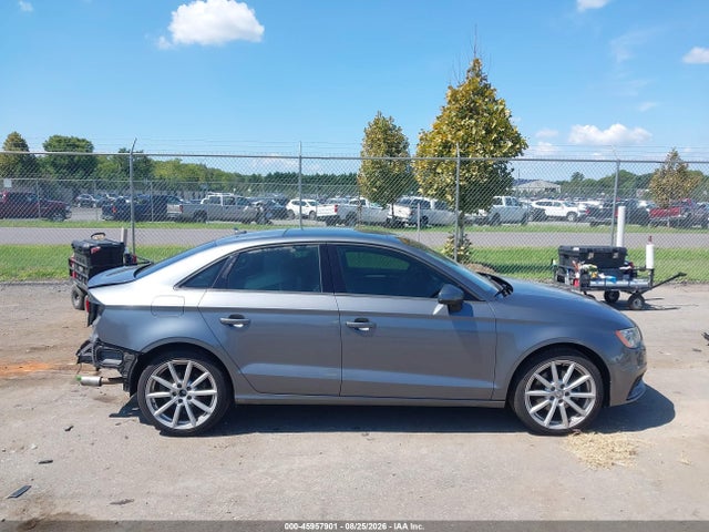 45957901 :رقم المزاد ، WAUBFGFF3F1100606 vin ، 2015 Audi A3 2.0t Premium مزاد بيع