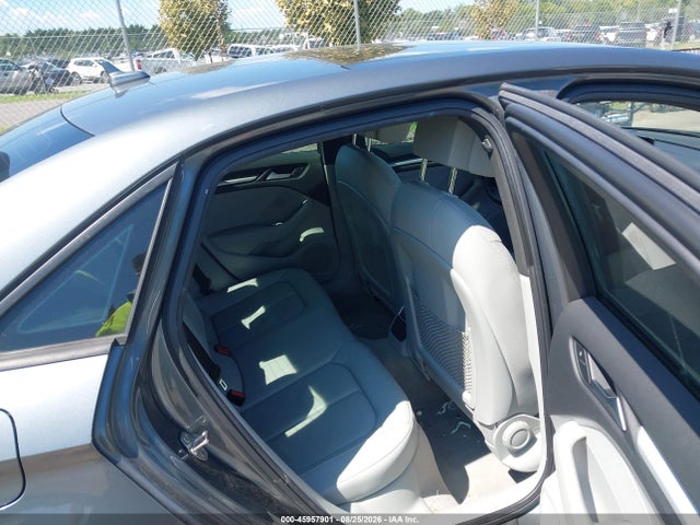45957901 :رقم المزاد ، WAUBFGFF3F1100606 vin ، 2015 Audi A3 2.0t Premium مزاد بيع