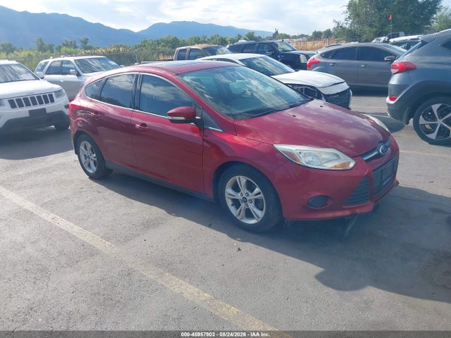 Ford FOCUS SE 2014 1FADP3K28EL300264 Image 1
