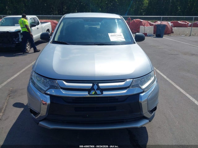 2017 Mitsubishi Outlander Es მანქანა იყიდება აუქციონზე, vin: JA4AZ2A38HZ036938, აუქციონის ნომერი: 45957908