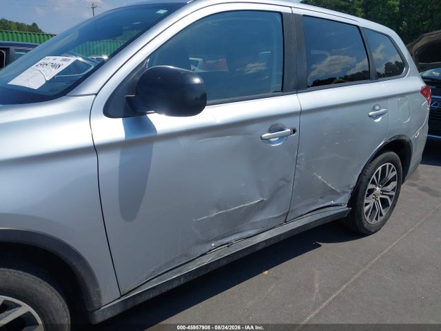 2017 Mitsubishi Outlander Es მანქანა იყიდება აუქციონზე, vin: JA4AZ2A38HZ036938, აუქციონის ნომერი: 45957908