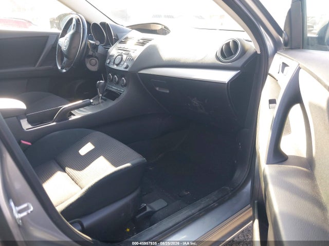 Продажа на аукционе авто 2013 Mazda Mazda3 I Touring, vin: JM1BL1LP3D1825318, номер лота: 45957935