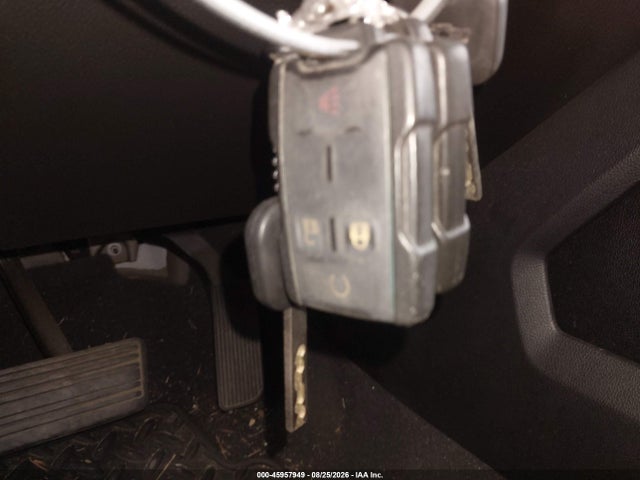 45957949 :رقم المزاد ، 3GCPCREC4JG618254 vin ، 2018 Chevrolet Silverado 1500 1lt مزاد بيع