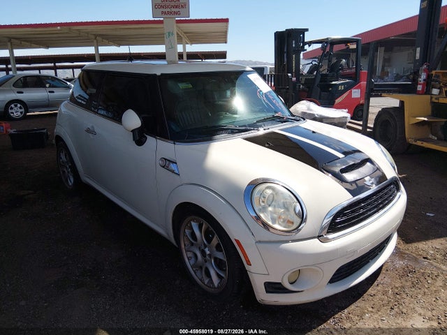 Продажа на аукционе авто 2010 Mini Cooper S, vin: WMWMF7C54ATX42348, номер лота: 45958019