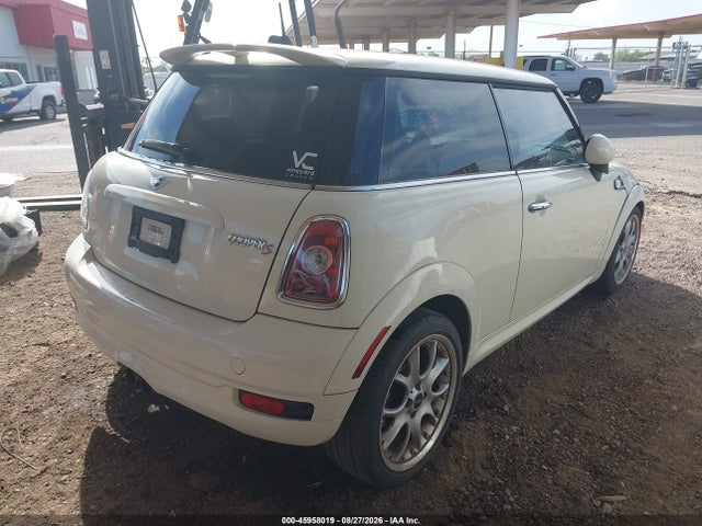 Продажа на аукционе авто 2010 Mini Cooper S, vin: WMWMF7C54ATX42348, номер лота: 45958019