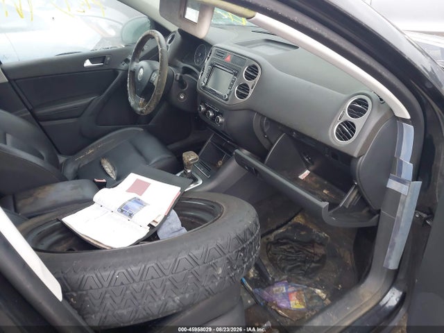 Продажа на аукционе авто 2010 Volkswagen Tiguan Wolfsburg Edition, vin: WVGAV7AX6AW524225, номер лота: 45958029