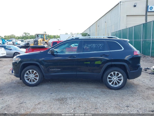 45958078 :رقم المزاد ، 1C4PJMCB5KD347688 vin ، 2019 Jeep Cherokee Latitude 4x4 مزاد بيع
