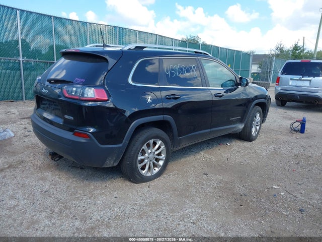 45958078 :رقم المزاد ، 1C4PJMCB5KD347688 vin ، 2019 Jeep Cherokee Latitude 4x4 مزاد بيع