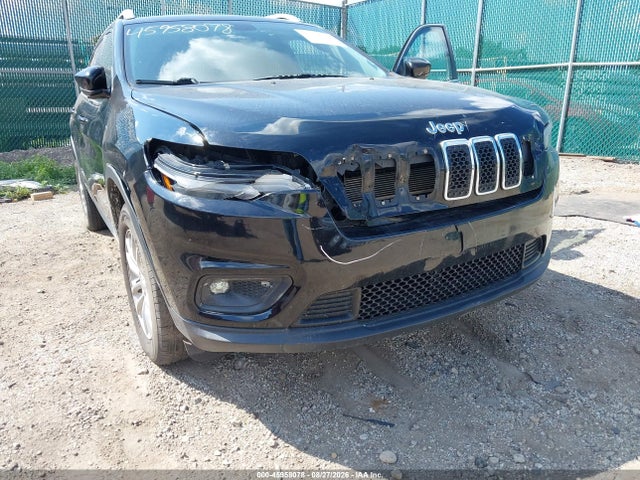 45958078 :رقم المزاد ، 1C4PJMCB5KD347688 vin ، 2019 Jeep Cherokee Latitude 4x4 مزاد بيع