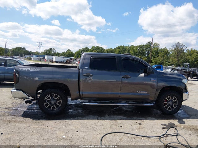 5TFDY5F13EX382577 Toyota Tundra Sr5 5.7l V8