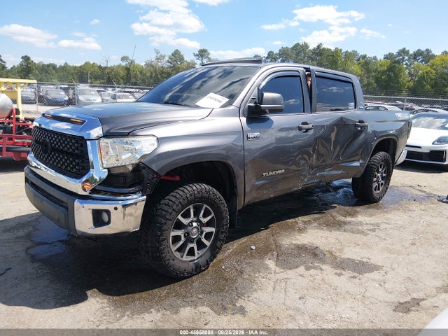 5TFDY5F13EX382577 Toyota Tundra Sr5 5.7l V8