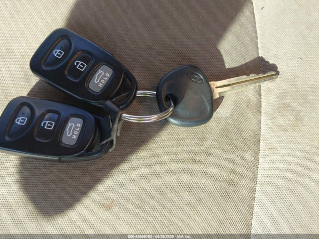 Продажа на аукционе авто 2013 Hyundai Elantra Gls, vin: 5NPDH4AE9DH308448, номер лота: 45958163