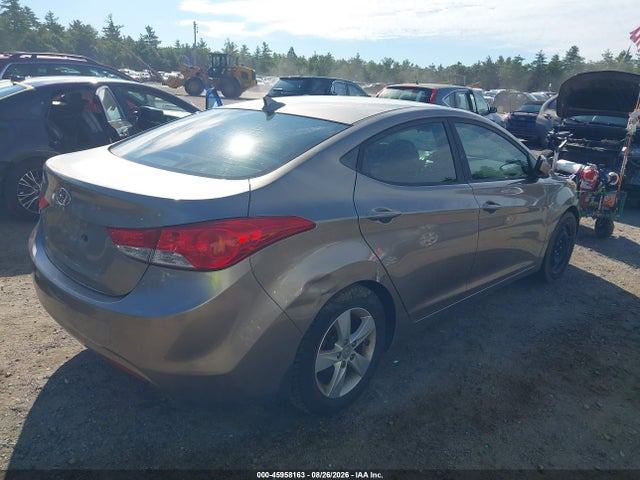Продажа на аукционе авто 2013 Hyundai Elantra Gls, vin: 5NPDH4AE9DH308448, номер лота: 45958163