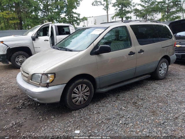 2000 Toyota Sienna Le მანქანა იყიდება აუქციონზე, vin: 4T3ZF13C1YU179500, აუქციონის ნომერი: 45958169