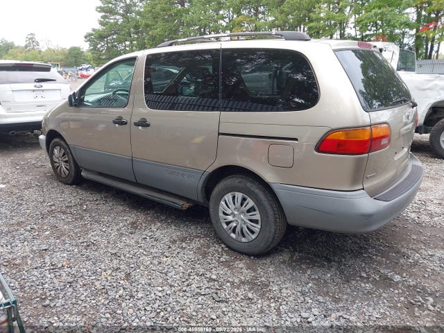 2000 Toyota Sienna Le მანქანა იყიდება აუქციონზე, vin: 4T3ZF13C1YU179500, აუქციონის ნომერი: 45958169