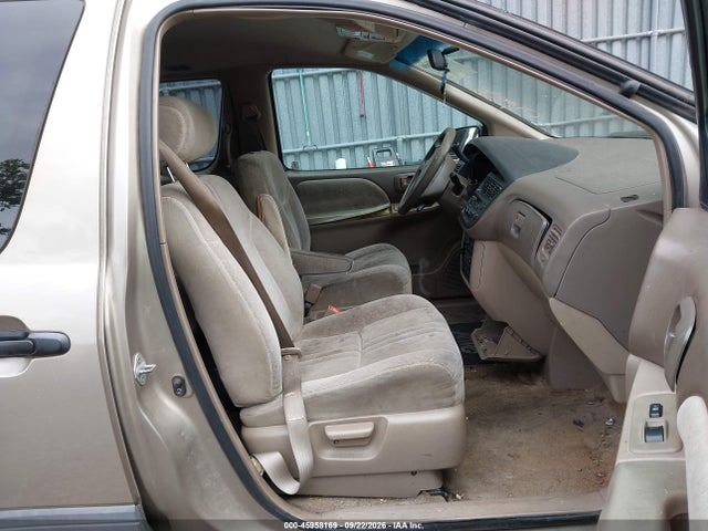 2000 Toyota Sienna Le მანქანა იყიდება აუქციონზე, vin: 4T3ZF13C1YU179500, აუქციონის ნომერი: 45958169