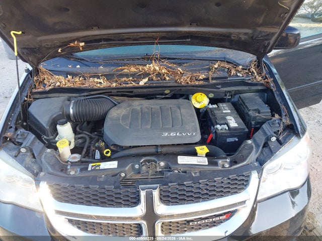 2015 Dodge Grand Caravan Sxt მანქანა იყიდება აუქციონზე, vin: 2C4RDGCG9FR556352, აუქციონის ნომერი: 45958225