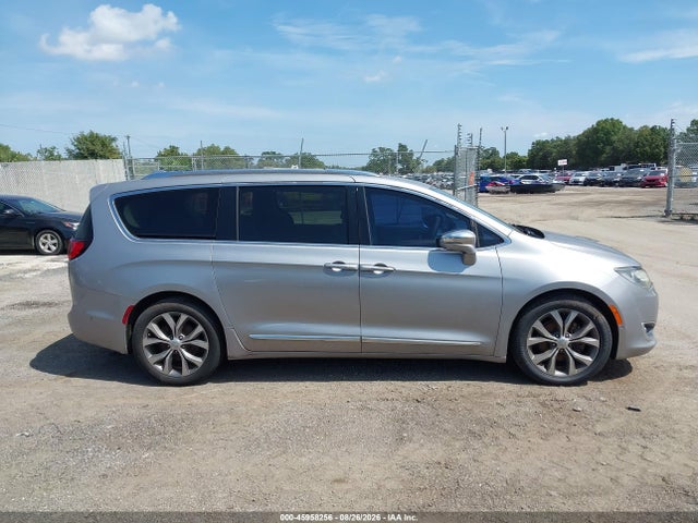 45958256 :رقم المزاد ، 2C4RC1GG3HR647517 vin ، 2017 Chrysler Pacifica Limited مزاد بيع