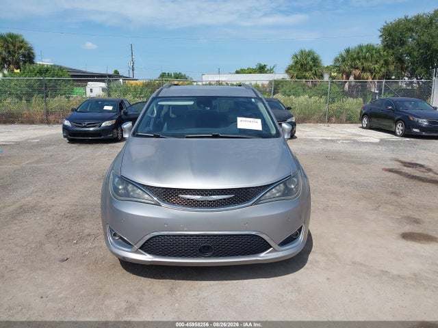 45958256 :رقم المزاد ، 2C4RC1GG3HR647517 vin ، 2017 Chrysler Pacifica Limited مزاد بيع