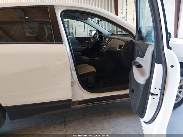 Продажа на аукционе авто 2018 Chevrolet Equinox Ls, vin: 2GNAXREV6J6308962, номер лота: 45958257