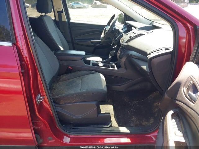 45958294 :رقم المزاد ، 1FMCU0GDXHUE65735 vin ، 2017 Ford Escape Se مزاد بيع