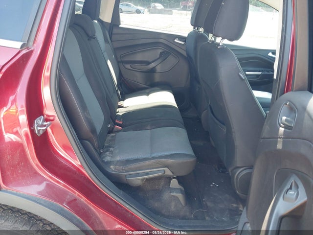 45958294 :رقم المزاد ، 1FMCU0GDXHUE65735 vin ، 2017 Ford Escape Se مزاد بيع