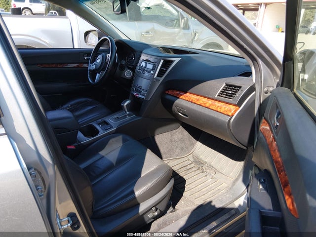 2011 Subaru Outback 2.5i Limited მანქანა იყიდება აუქციონზე, vin: 4S4BRBKC6B3363742, აუქციონის ნომერი: 45958306